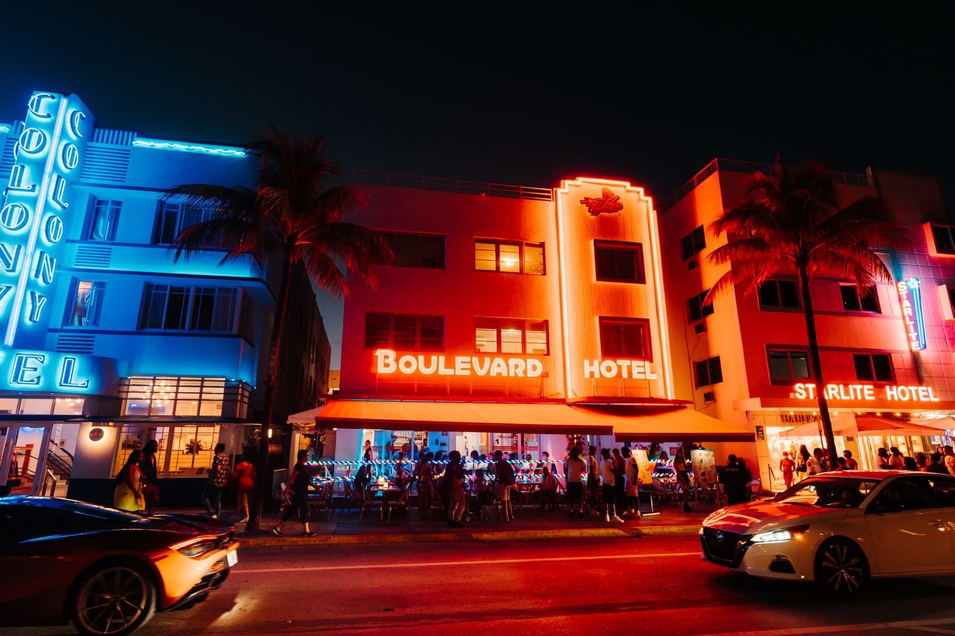Ocean Drive, South Beach em Miami, passagens aéreas baratas para Miami na Sorasky