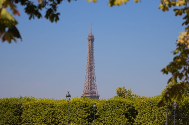 Torre Eiffel em Paris, passagens aéreas baratas para Paris na Sorasky